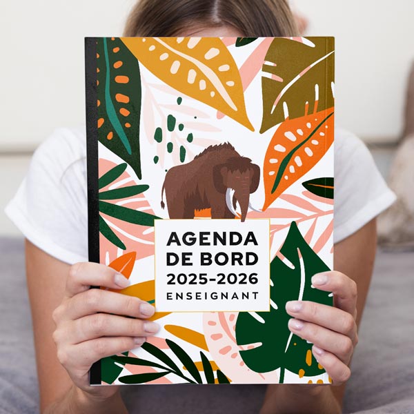 agenda-2025-2026-enseignant-photo-01